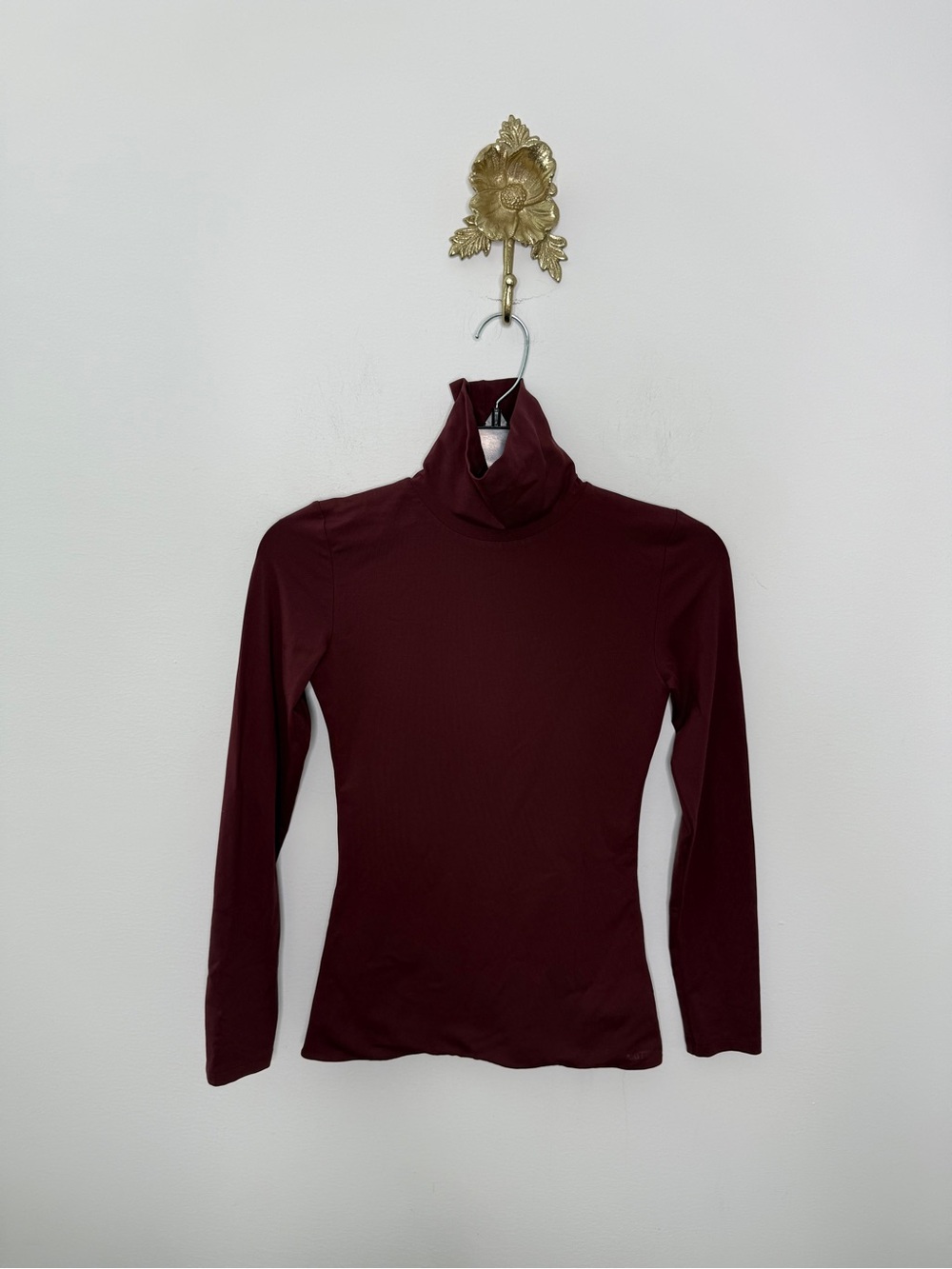 Aritizia Contour Turtleneck Longsleeve S